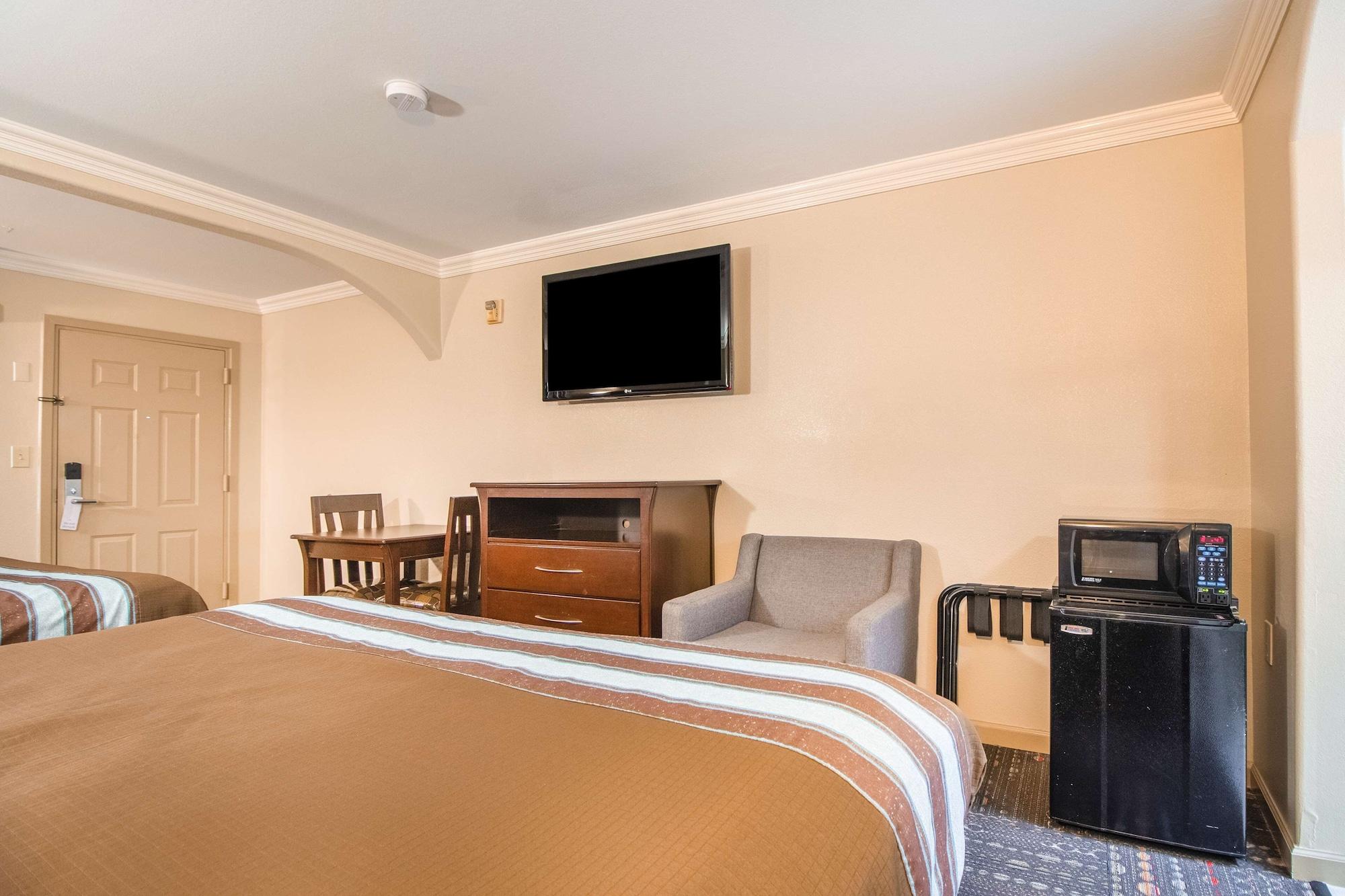 Americas Best Value Inn Houston Heights At I-45 Eksteriør bilde