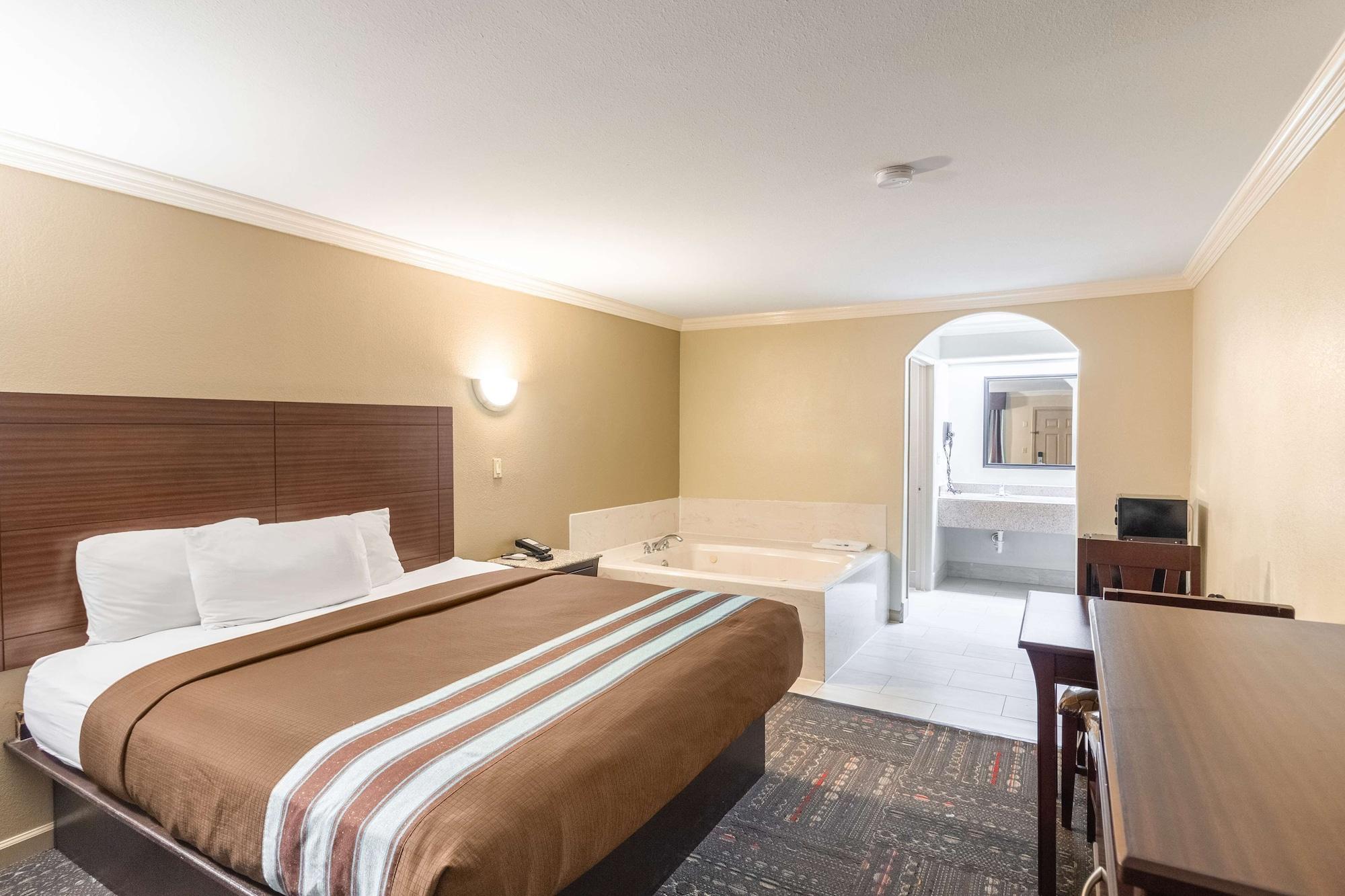 Americas Best Value Inn Houston Heights At I-45 Eksteriør bilde
