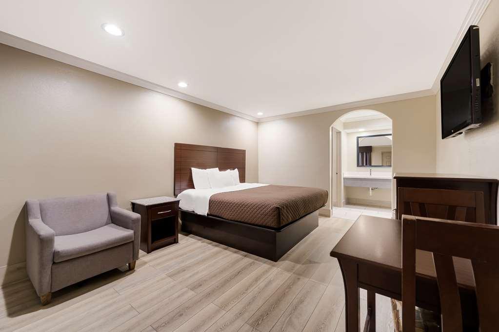 Americas Best Value Inn Houston Heights At I-45 Rom bilde