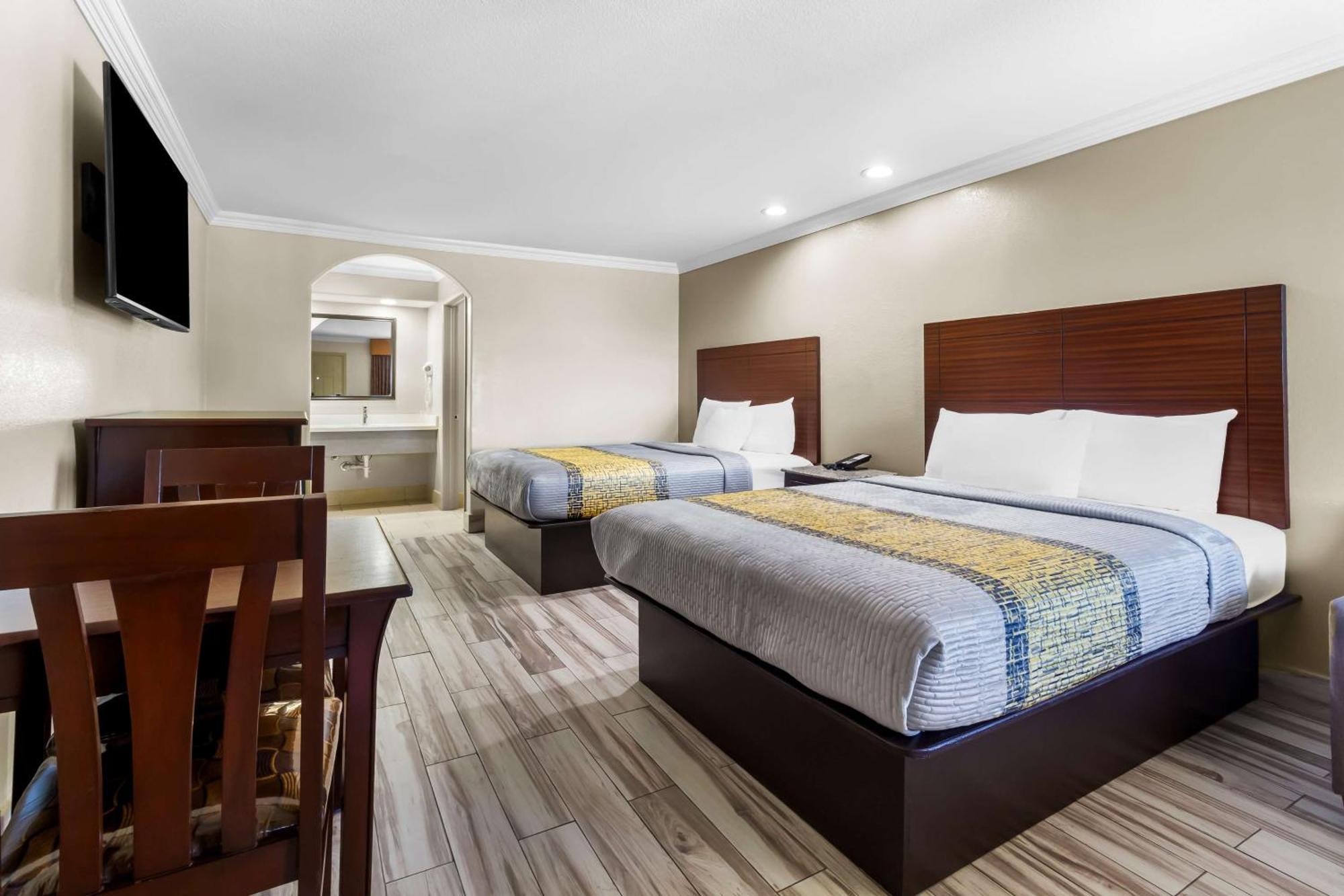 Americas Best Value Inn Houston Heights At I-45 Eksteriør bilde