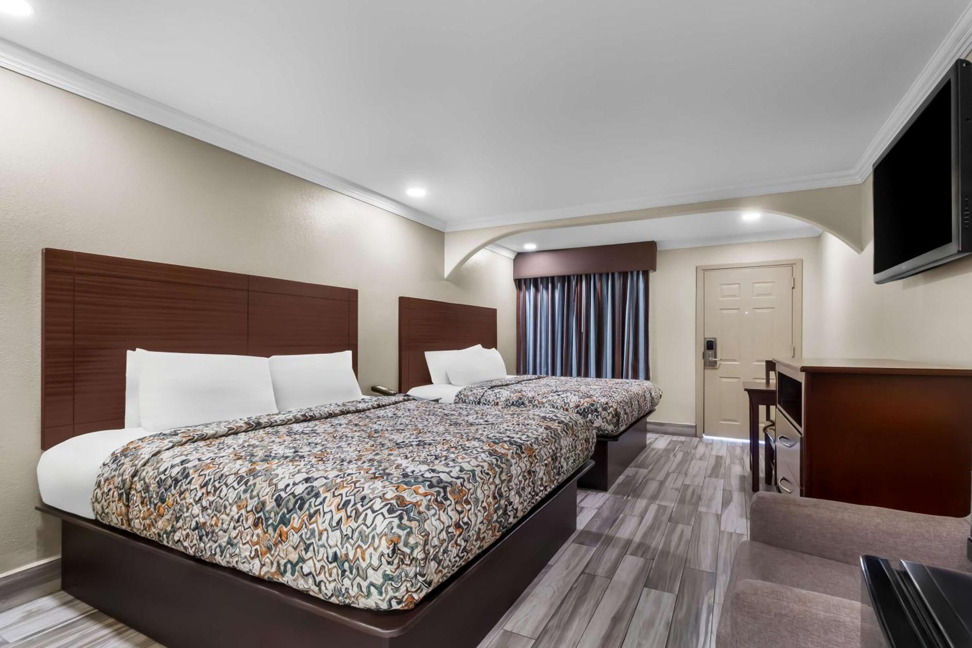 Americas Best Value Inn Houston Heights At I-45 Eksteriør bilde