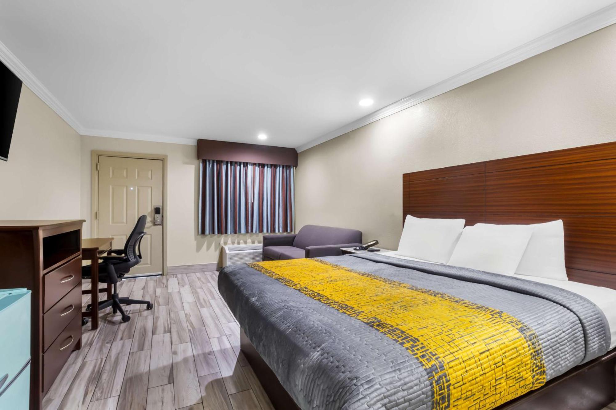 Americas Best Value Inn Houston Heights At I-45 Eksteriør bilde
