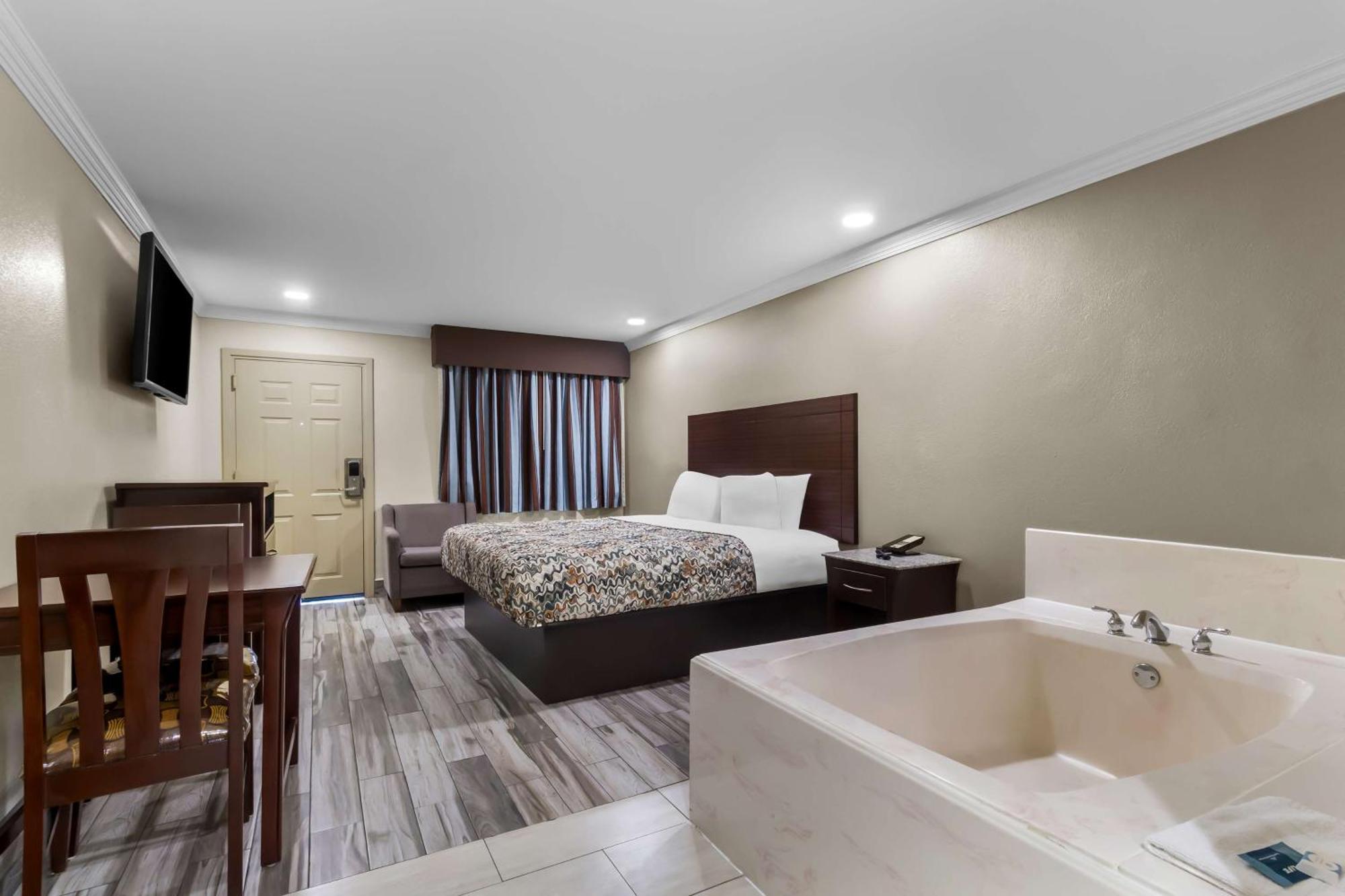 Americas Best Value Inn Houston Heights At I-45 Eksteriør bilde