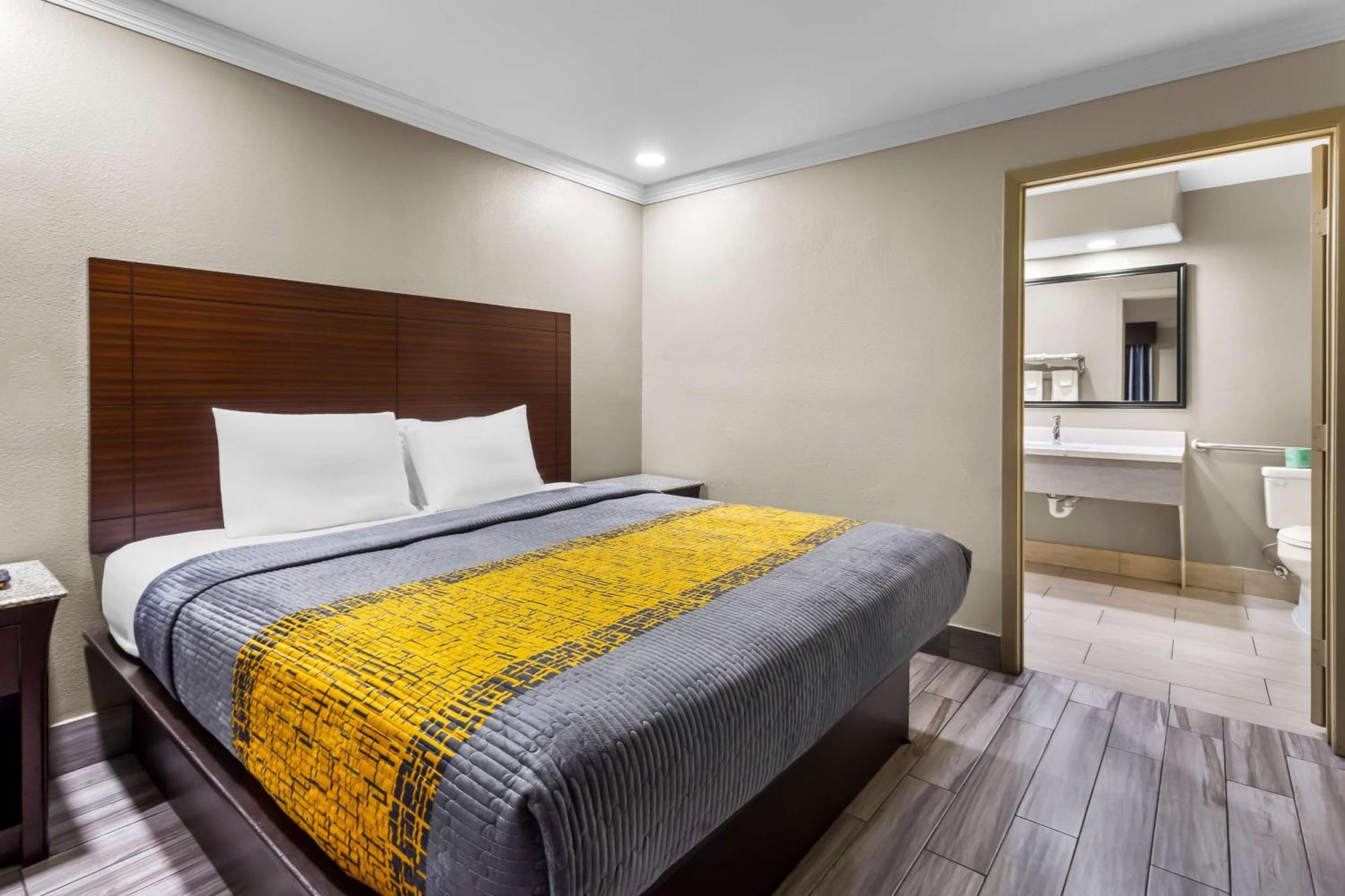 Americas Best Value Inn Houston Heights At I-45 Eksteriør bilde