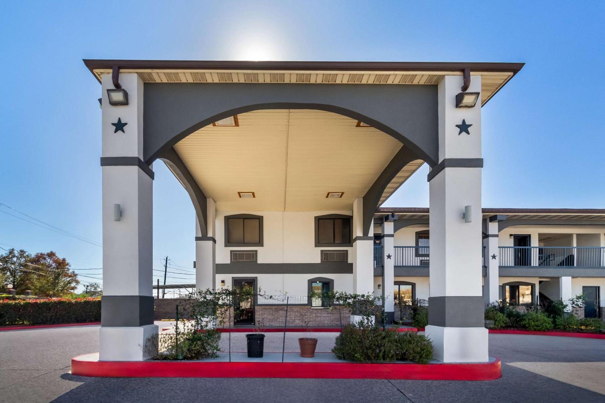 Americas Best Value Inn Houston Heights At I-45 Eksteriør bilde